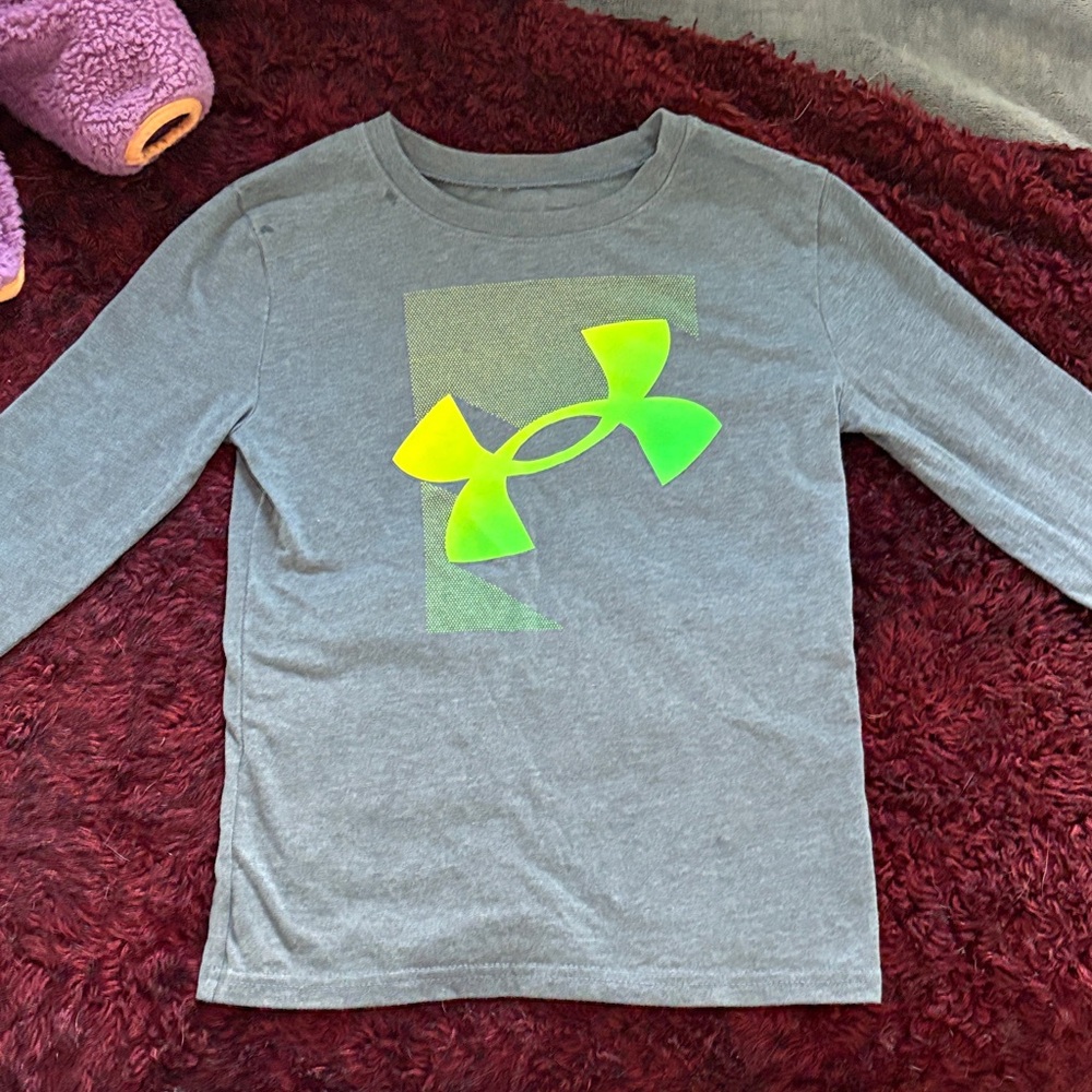 Under Armour Charcoal Crew Neck Tee